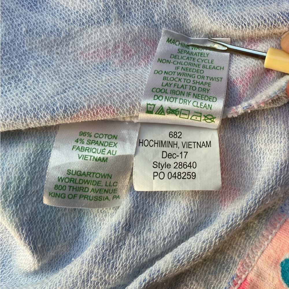 Lilly Pulitzer Captain Popover Jet Stream Size Small EUC UPF 50+ - Picture 7 of 10